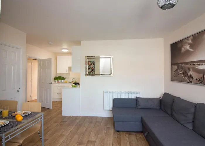 Castle Point Apartments Southampton Premier Lodge