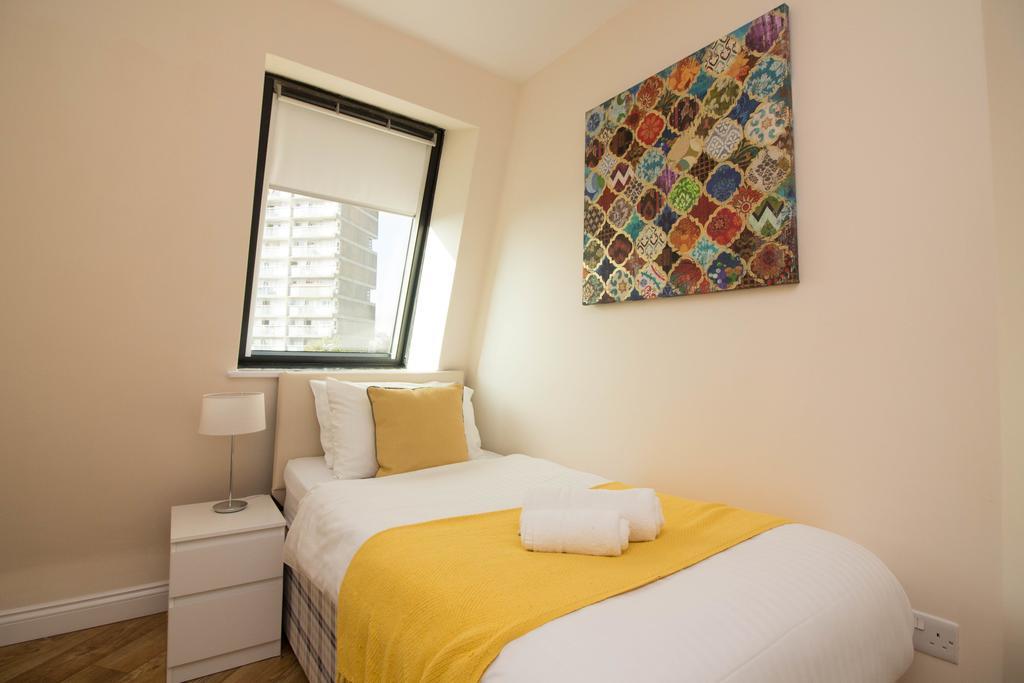 Castle Point Premier Apartment Southampton